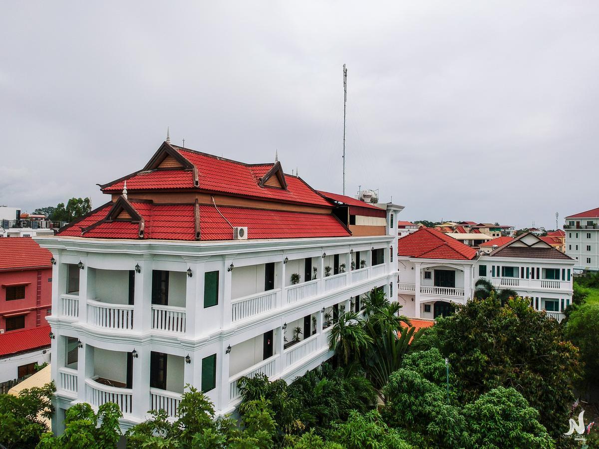 Central Night Hotel Siem Reap Exterior foto