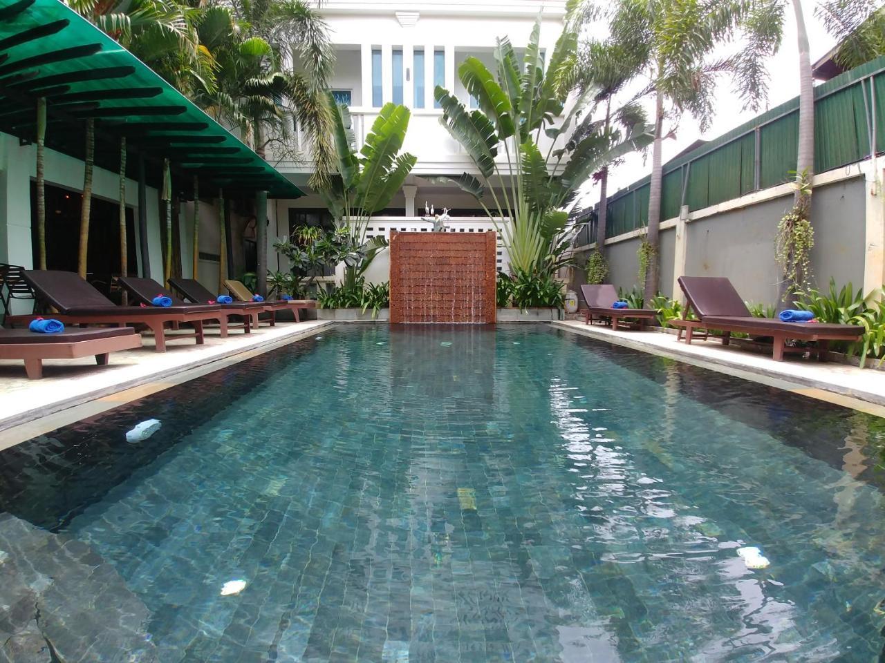 Central Night Hotel Siem Reap Exterior foto