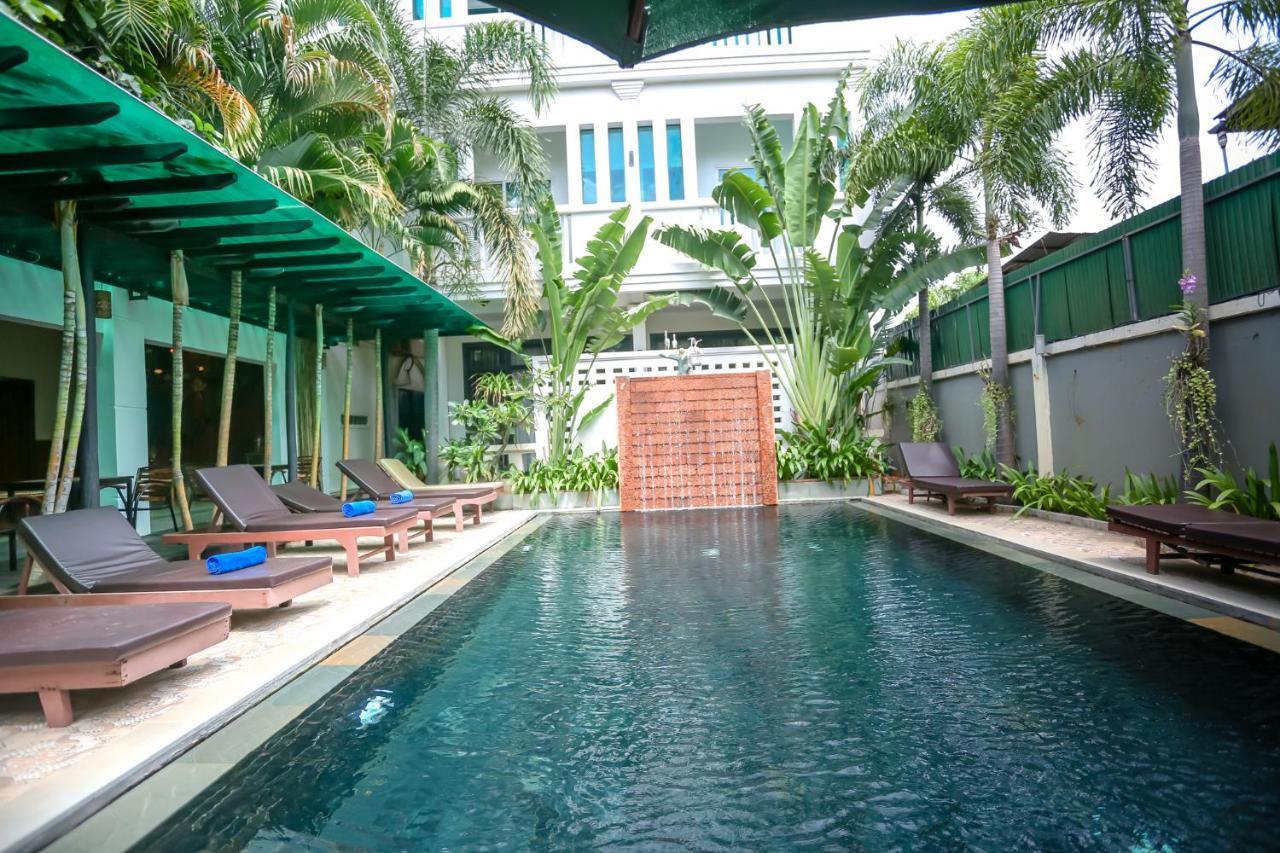 Central Night Hotel Siem Reap Exterior foto
