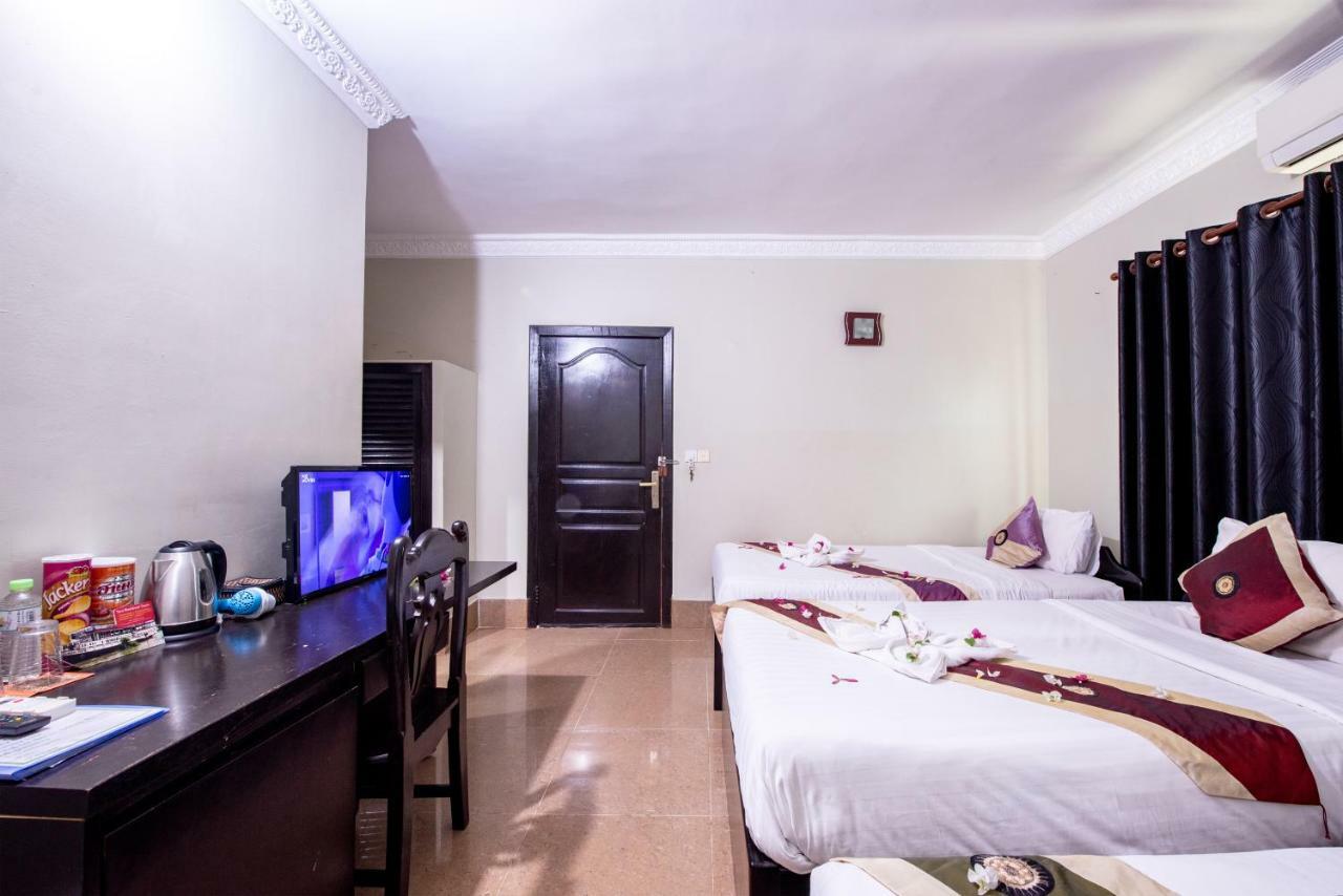 Central Night Hotel Siem Reap Exterior foto
